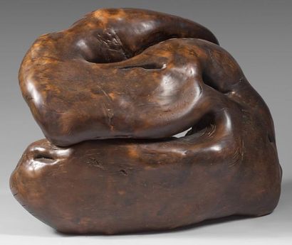 Wang Keping (né en 1949) Serpent Sculpture en bois, monogrammée sur le dessous 40...