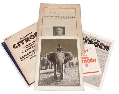 null Revues La Politique de Pekin, 1932, n°7 19e année, in-4 broché joint 5 Bulletins...