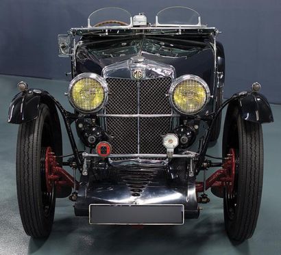 null 1934 - MG J2 La MG J2 fait partie de la lignée des MG Midget d'avantguerre....