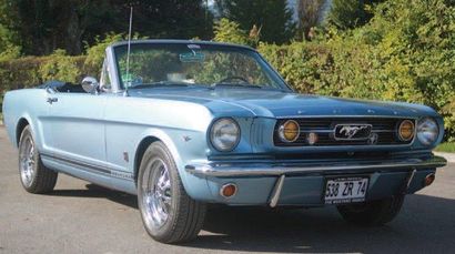 null 1966 - Ford Mustang Convertible GT C'est le 17 avril 1964 que Ford, alors second...