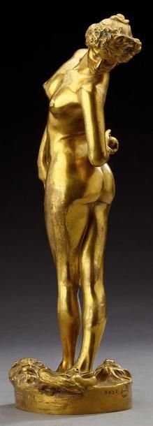 Jean-Léon GEROME (1824-1904) "Joueuse de boules" Epreuve en bronze à patine dorée...