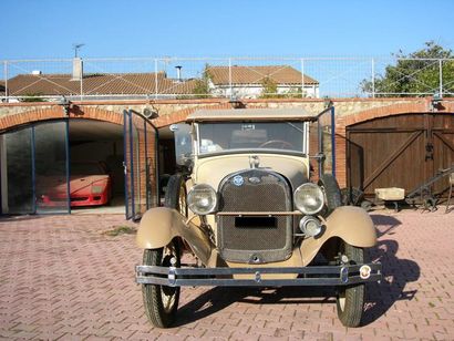 1929 - Ford A Cabriolet Lançant l'idée de la voiture de grande série, Ford incarne...