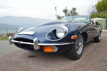 1969 - Jaguar Type E 4.2 La type E va marquer son époque par sa beauté, ses performances,...