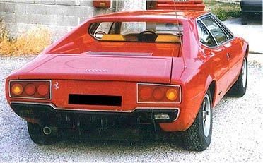 1980 - Ferrari 208 GT4 La Dino 308 GT4 sera présentée au salon automobile de Paris...