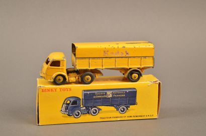 DINKY TOYS Fourgon Simca cargo «Kodak» ref. 33A Mauvais état Fourgon Simca cargo...