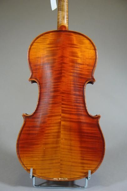 null Violon 3/4 Mirecourt 1920-30, étiquette de Stradivarius 338 mm Etui