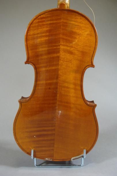 null Violon Mirecourt 1920-30 étiquette d'après Stradivarius 359 mm Etui et archet...