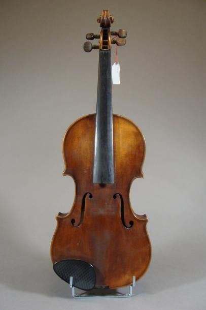 null Violon 4/4 Mirecourt 1920-30, étiquette de Guarnerius 357 mm Bon état