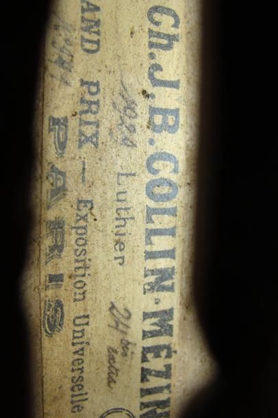 null Violon portant étiquette de Collin-Mezin daté 1929, numéro 941 359 mm Etui et...