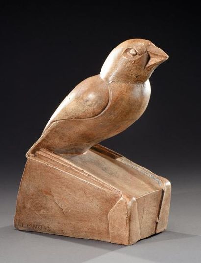 Jan et Joël MARTEL (1896-1966) Sculpture en plâtre patiné figurant un oiseau cubisant...