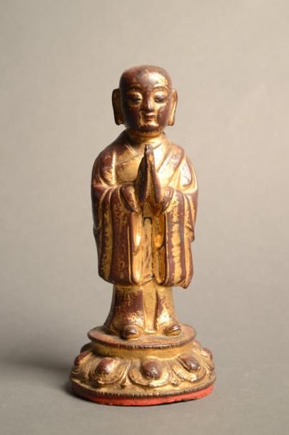 CHINE Sujet en bronze doré représentant un moine Epoque Ming Fin XVIème siècle H:...
