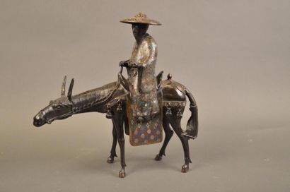 JAPON Toba sur sa mule Sujet en bronze patiné et émaux cloisonnés Ere Meiji - XIXème...