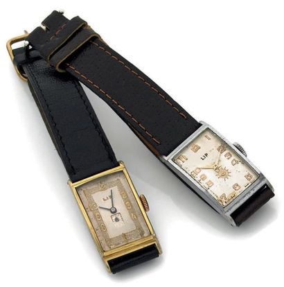 LIP T18 vers 1940 Lot de deux montres homme modèle T18. Modèle rectangulaire homme...