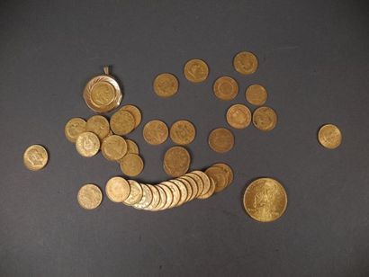 null Important lot de 41 pièces en or dont: FRANCE - Louis XVIII 20 francs 1819 -...