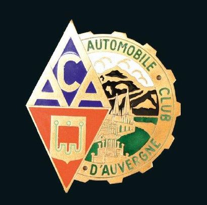 null Badge émaillé Automobile Club d'Auvergne D.: 8 cm