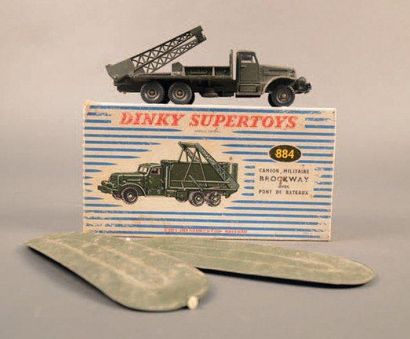 DINKY SUPERTOYS Camion militaire Brockway ref 884 Manques Boîte (état moyen)