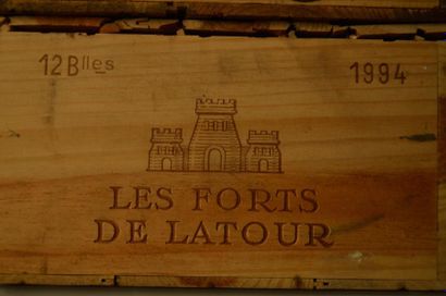 null 12 B LES FORTS DE LATOUR (Caisse Bois) Pauillac 1994