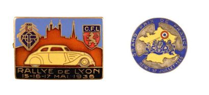 null Ensemble de deux broches de Rallyes comprenant: - Rallye de Lyon, 1936 Augis,...