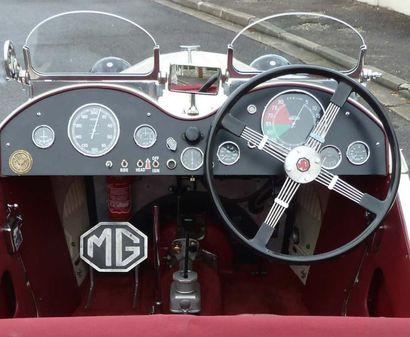 1934 - MG J2 La MG J2 fait partie de la lignée des MG Midget d'avantguerre, après...