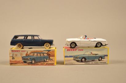 DINKY TOYS Ensemble de deux véhicules dans leurs boîtes comprenant: - Peugeot 404...