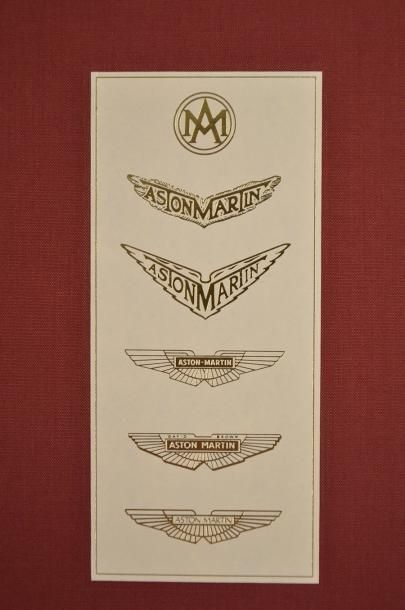 Aston Martin - THE COMPLEAT CAR Palawan Press - 1994 Un vol. sous emboîtage n° 455/...