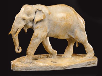 YTIGA NOUMATA (1873-1954) pour la MANUFACTURE NATIONALE DE SEVRES «Eléphant en marche»...