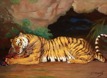 Ecole française orientaliste Tigre dévorant un oiseau Huile sur toile, portant une...