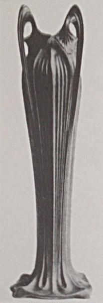 Paul FOLLOT (1877-1941) pour LA MAISON MODERNE Rare vase à corps de forme ovoïde...