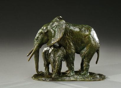Ary Bitter (1883-1973) Epreuve en bronze à patine verte nuancée brune figurant un...