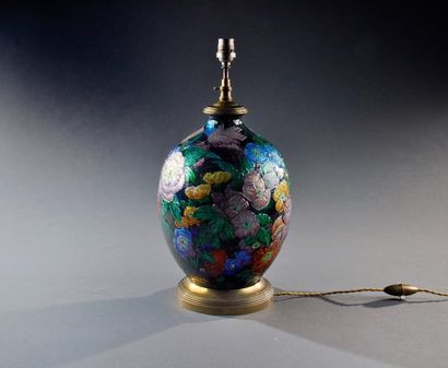 Camille FAURÉ (1874-1956) Rare et important vase monté en lampe à corps de forme...