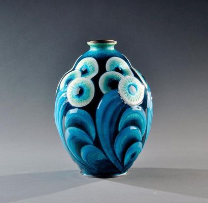 Camille FAURÉ (1874-1956) Exceptionnel et rare vase à corps de forme ovoïde présentant...