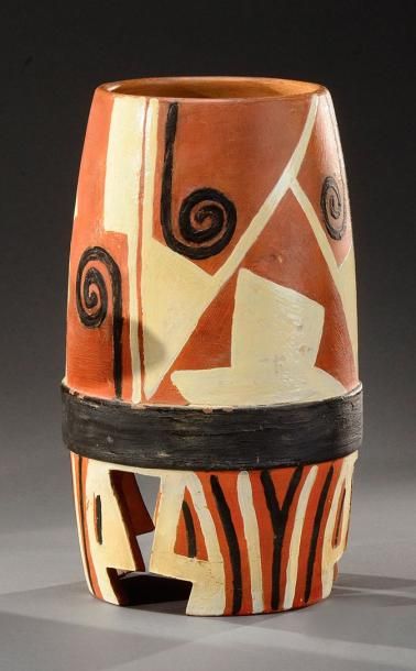 PRIMAVERA Rare vase à corps ovoïde en céramique émaillée blanche et noire à décor...