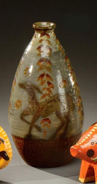 PRIMAVERA Vase à corps ovoïde et col resserré évasé en céramique émaillée brune nuancée...