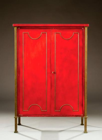 Eugène Printz (1879-1948) Petit meuble de rangement à caisson cubique entièrement...