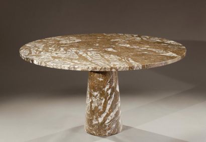ANGELO MANGIAROTTI (1921-2012) Table de salle à manger en marbre gris veiné blanc...