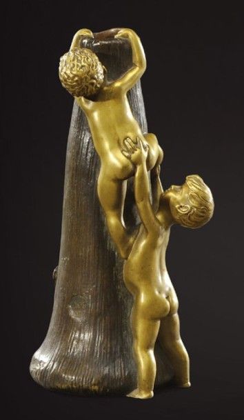 Hans Stoltenberg LERCHE (1867-1920) Petit vase tronconique en bronze à patine brune...