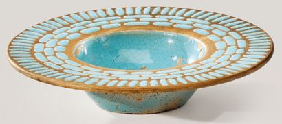 Jean BESNARD (1889-1958) Coupe circulaire creuse en céramique émaillée turquoise....