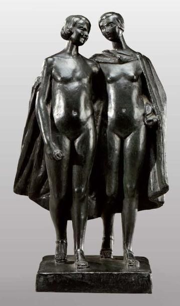 PIERRE-CHARLES LENOIR (1879-1953) Epreuve en bronze à patine noire figurant deux...