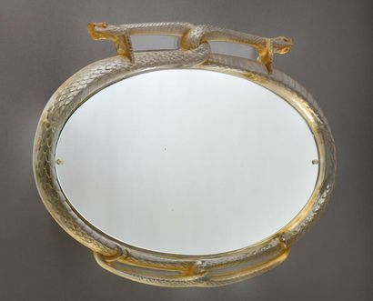 RENE LALIQUE (1860-1945) Rare miroir «Deux serpents» en verre blanc moulé-pressé...