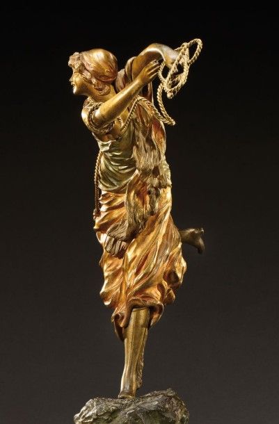 Claire Jeanne COLINET (1880-1950) «La lanceuse de lasso» Sculpture en bronze dorée...