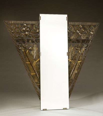 Michel ZADOUNAÏSKY (1903-1983) Rare et important miroir à armature triangulaire en...