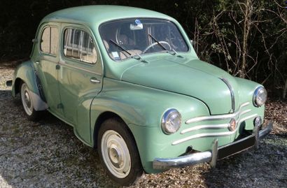 1958 - RENAULT 4 CV EMBRAYAGE FERLEC «La puce de Billancourt» La Renault 4CV a été...