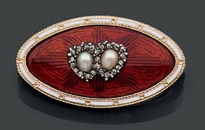 null Broche ovale en alliage d'or 9k et émail rouge ornée au centre de deux perles...