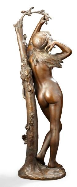 Albert LEFEUVRE (1845-1924) La muse des bois Bronze H: 91 cm