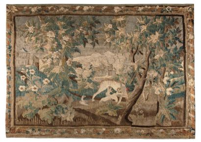 AUBUSSON XVIIIème siècle Tapisserie à décor d'un chien de chasse sur fond de verdure...