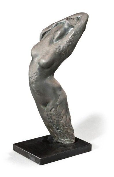 MACHA Nu féminin Sculpture en bronze numéroté 1/5 Socle en marbre noir H: 52cm (...