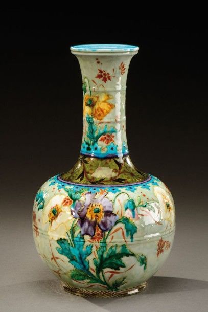 Théodore DECK (1823-1891) Important vase à panse bombée et long col droit annelé...