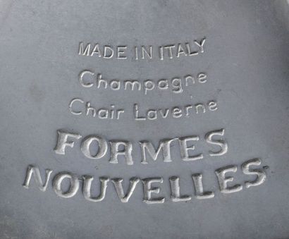 Erwine (1909-2003) et Estelle LAVERNE (1915-1998) Suite de huit chaises pivotantes...