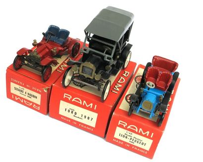 null Lot de 3 miniatures RAMI neuves en boîte comprenant une LION PEUGEOT 1908, une...