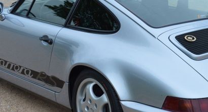1992 - PORSCHE 964 RS Le succès de la 911 s'est fait grâce à de multiples évolutions...